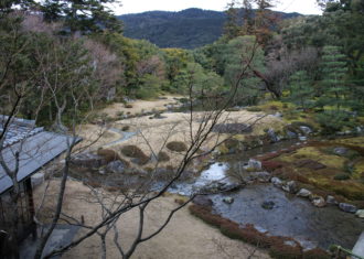 二階から見る無鄰菴庭園