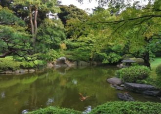 東京都庭園美術館の日本庭園