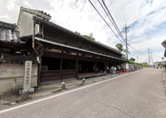 栗東市　旧和中散本舗　大角家住宅の建築