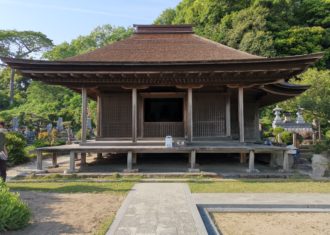 奇跡的に残った金蓮寺弥陀堂は鎌倉13人の一人の創建