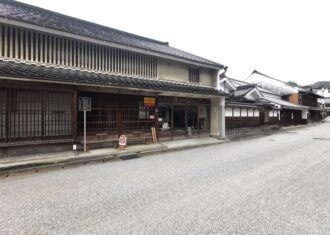 足助の町並みを歩く