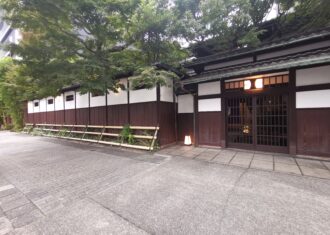 なごや建築まつり　河文　水鏡の間をみる