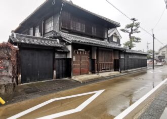 津島市　堀田廣之家住宅をみる